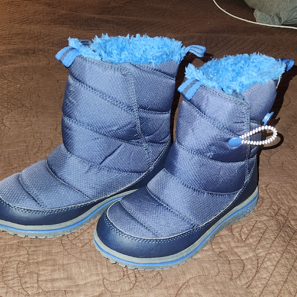 LL BEAN PRIMALOFT INSALATED WATERPROOF sz2 Wonter Boots.